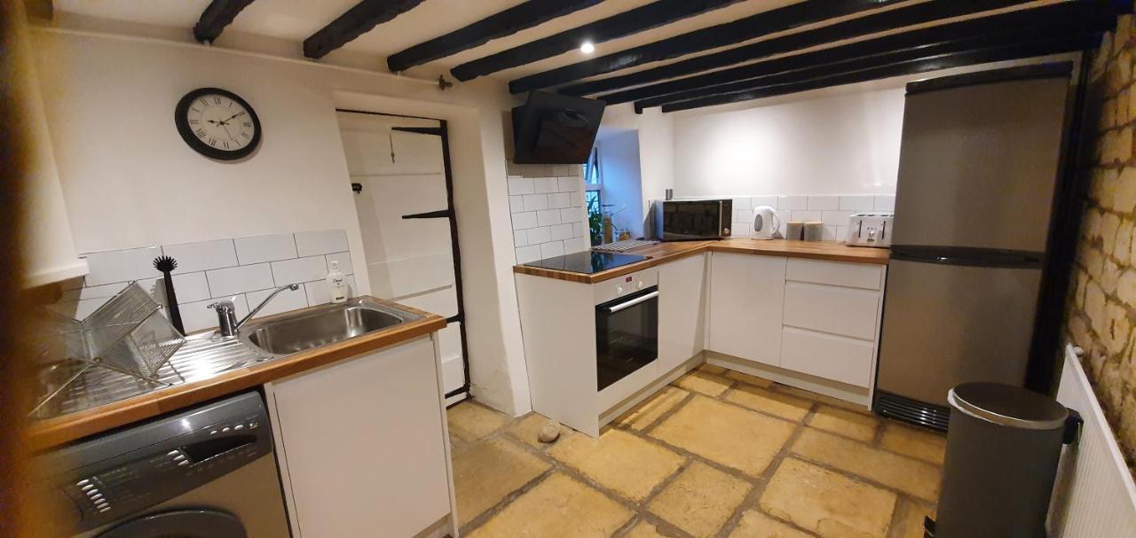 Quirky Cottage - Dogs Welcome Corsham Exterior photo